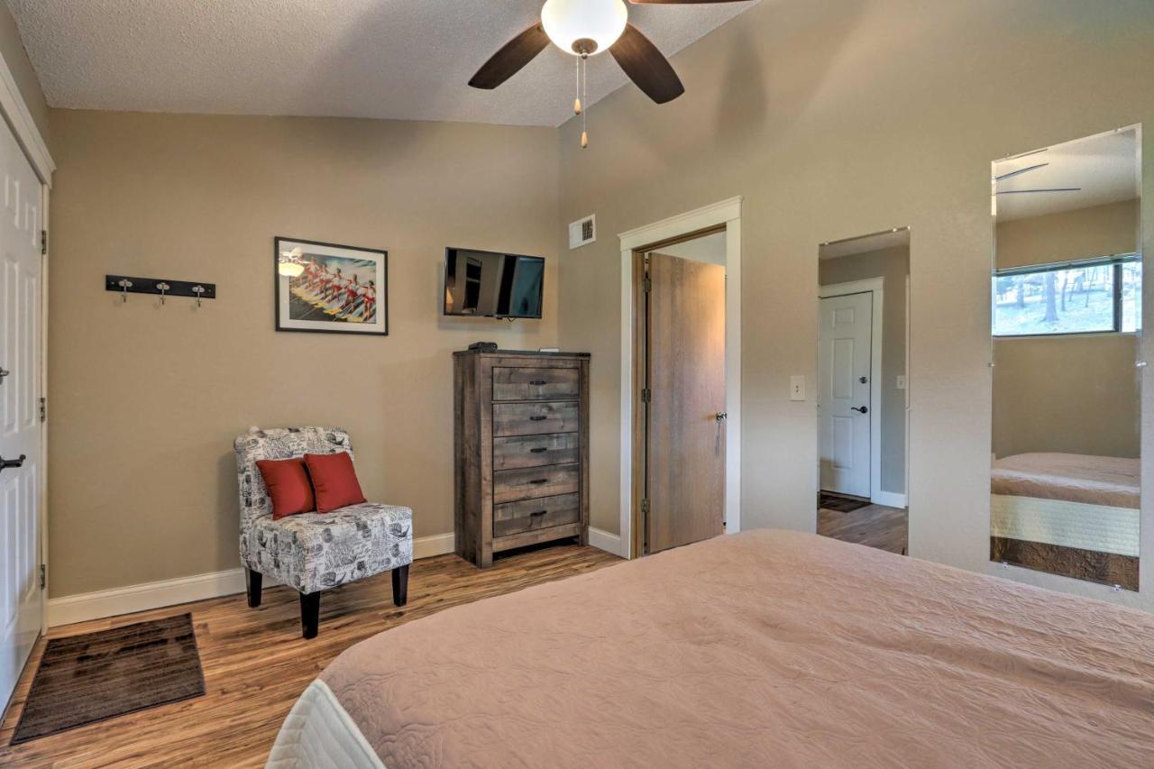 Osage Beach Condo With Lake Of The Ozarks Views ภายนอก รูปภาพ