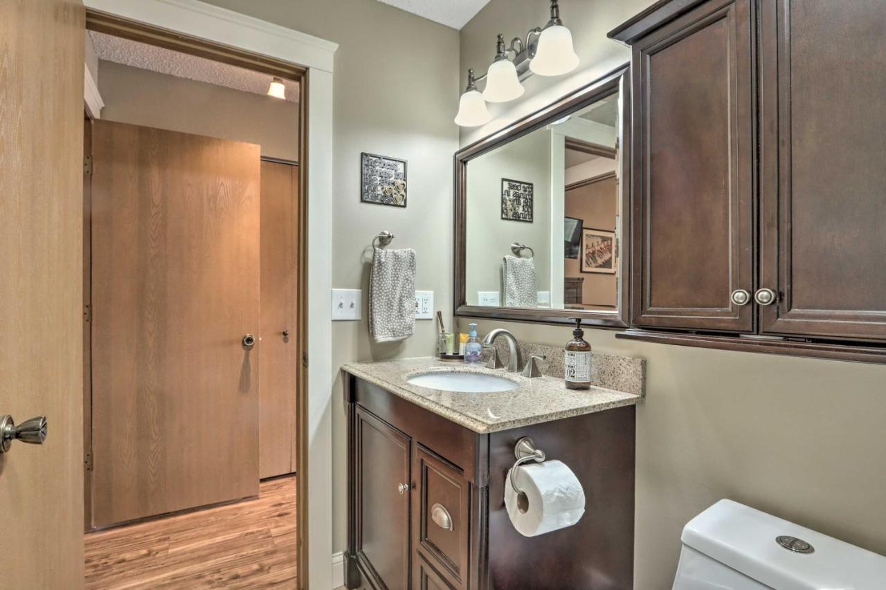Osage Beach Condo With Lake Of The Ozarks Views ภายนอก รูปภาพ